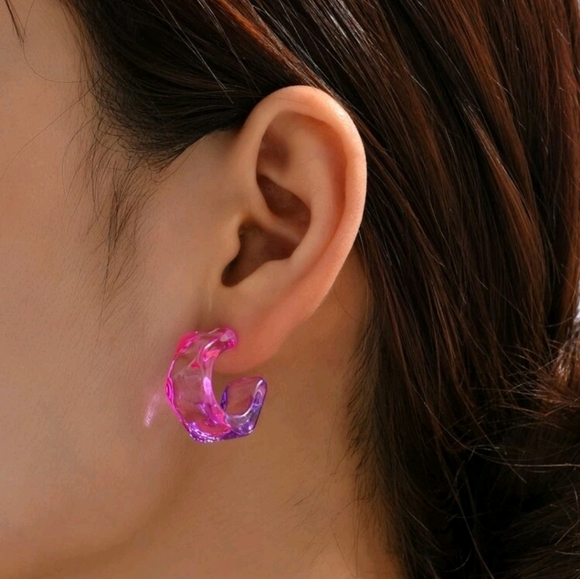 Ombre Cuff Hoop Earrings - Picture 1 of 7